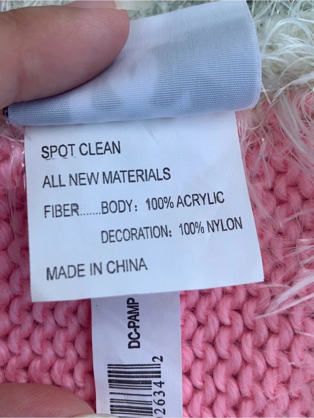 Dickens’s Closet Pink Knit Pet Scarf with White Faux Fur Trim